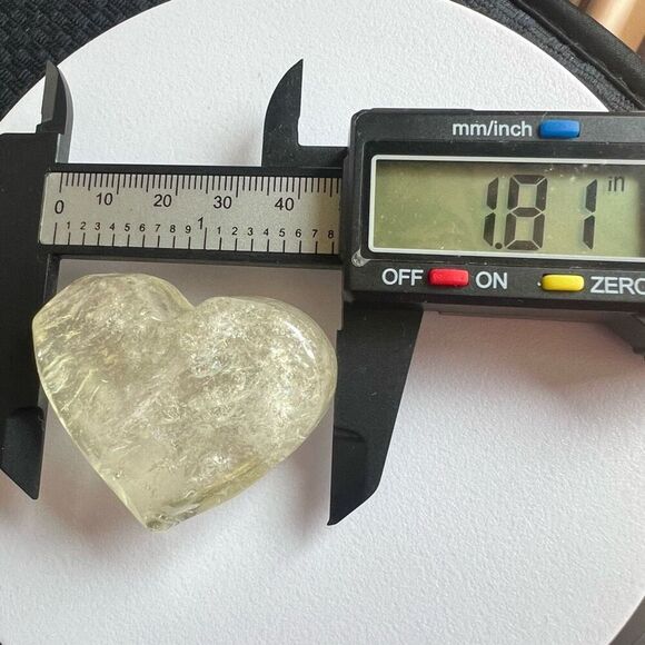 Citrine Crystal Heart Carving (2)‎ - Picture 9 of 11